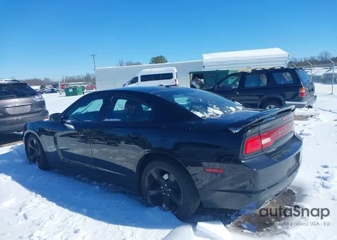 2014 Dodge Charger Sxt Plus z USA, uszkodzony, nr VIN 2C3CDXHG7EH333721
